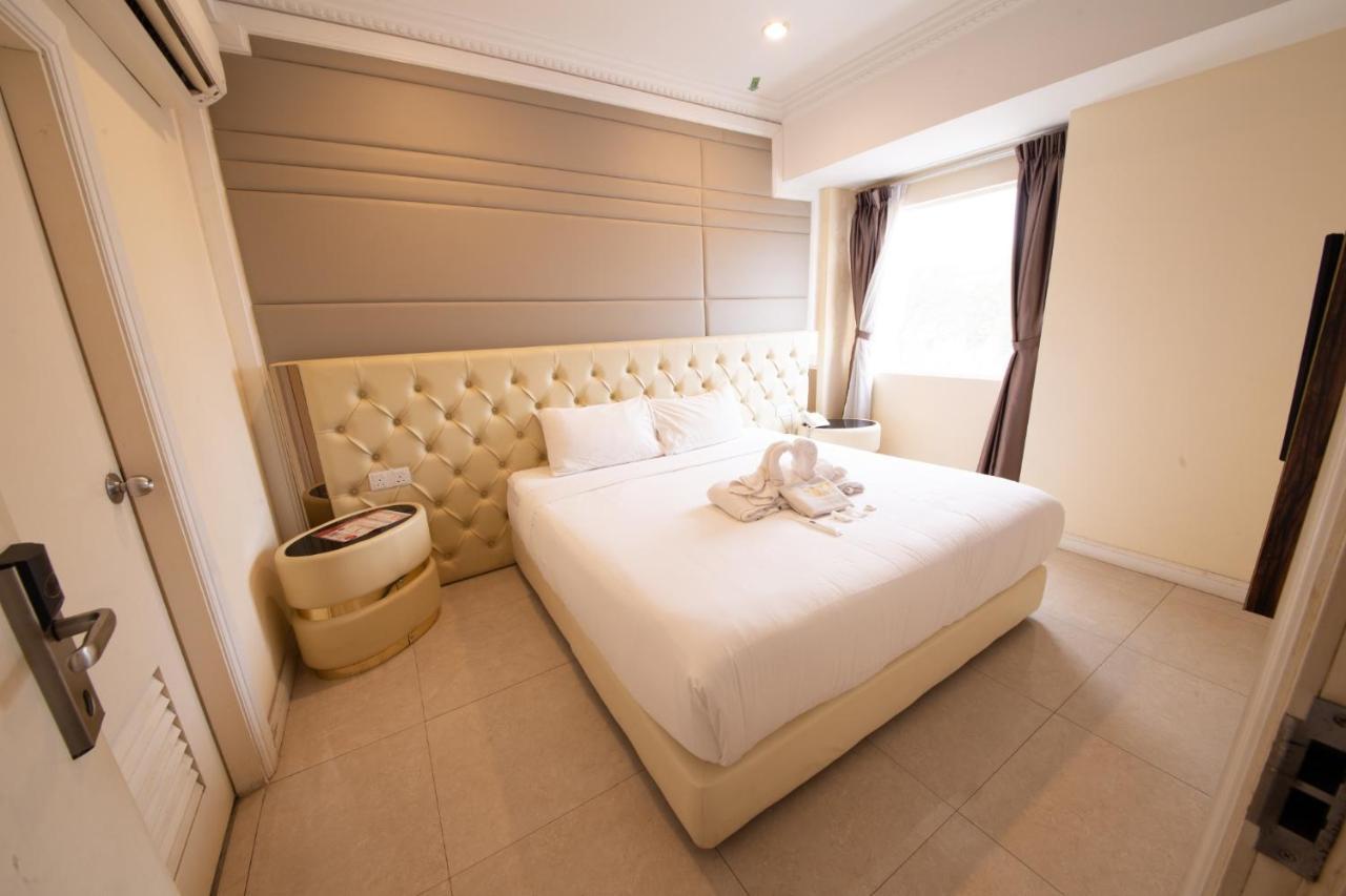 Ritzton Hotel Johor Bahru Exterior photo