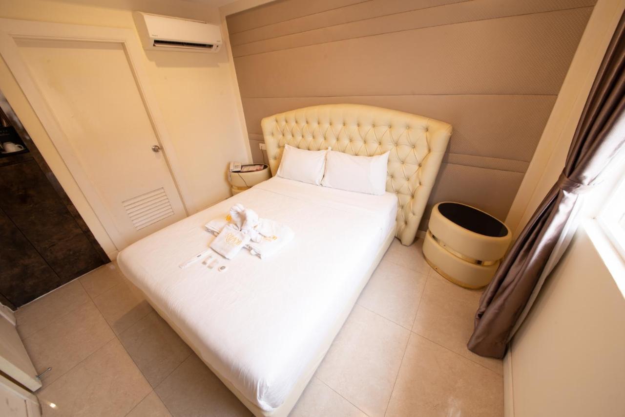 Ritzton Hotel Johor Bahru Exterior photo