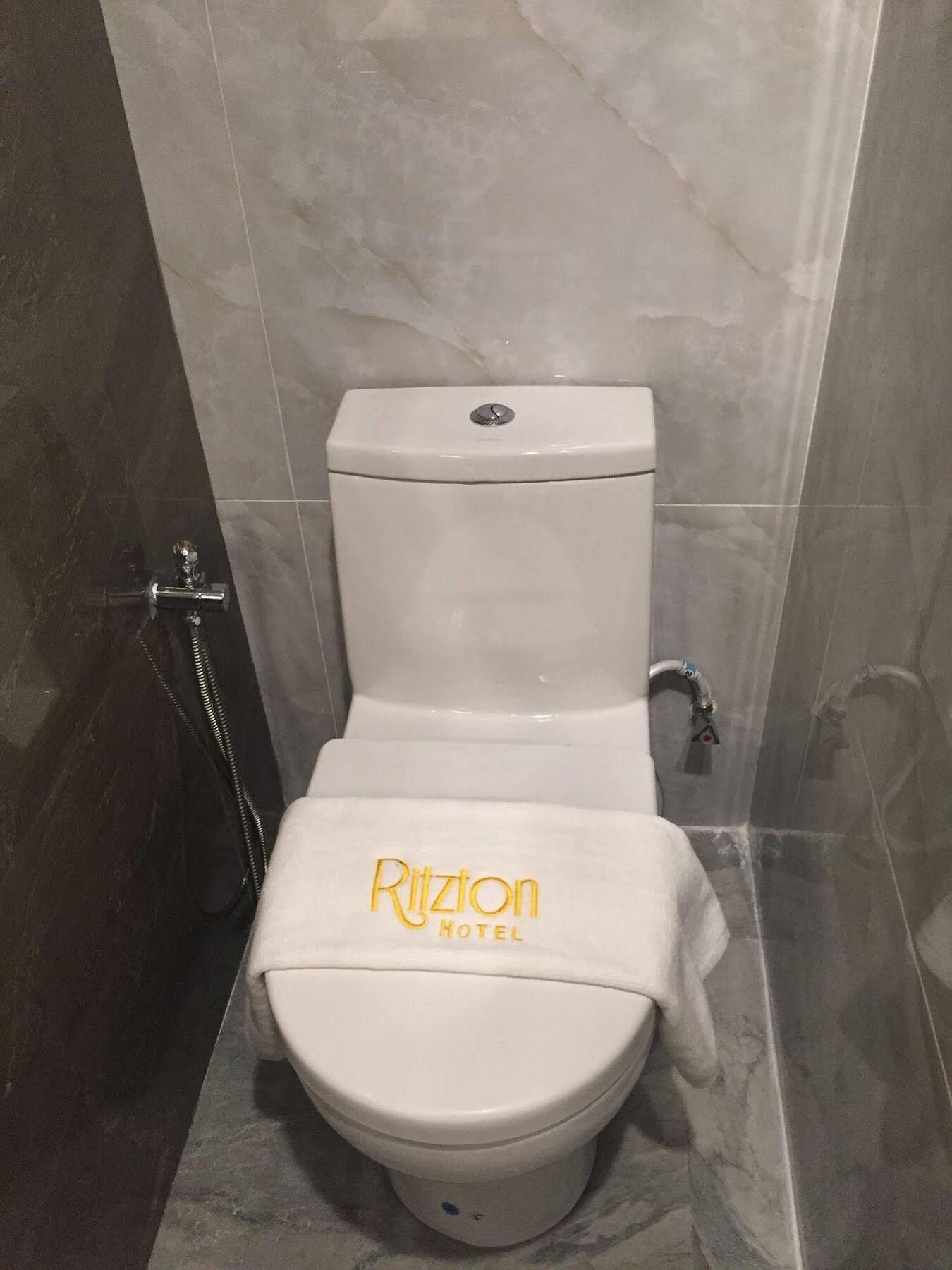 Ritzton Hotel Johor Bahru Exterior photo